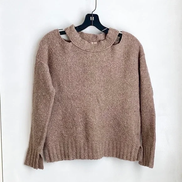 [NWoT] 🌟NEW Anthropologie Cutout Beary Sweater - Picture 13 of 16